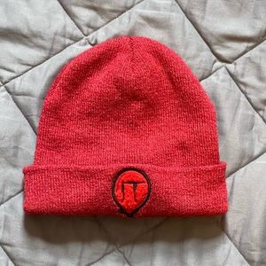 IT beanie